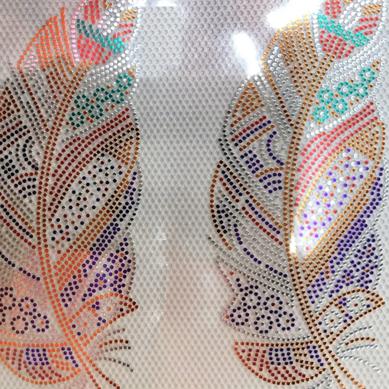 Lucky  Wholesale iron on  transfer spangle hotfix motif tiger design for T-shirt accessories