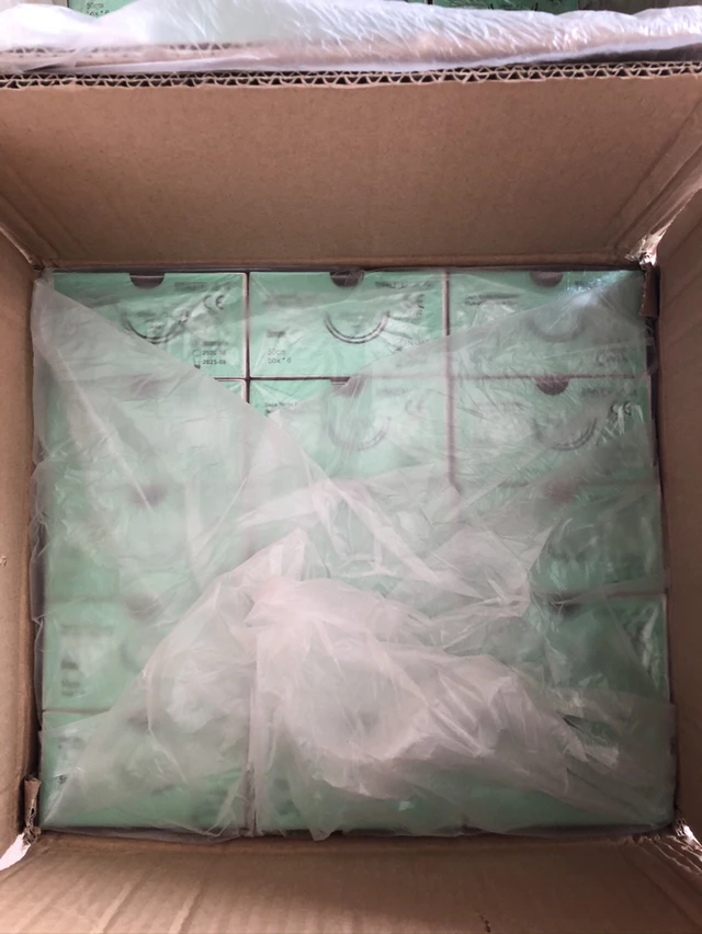 Veterinary Cervix Suture Set Polyester Tape White 5cm*50cm 1/2 circle Round Bodied 48mm Double Needles Surgical