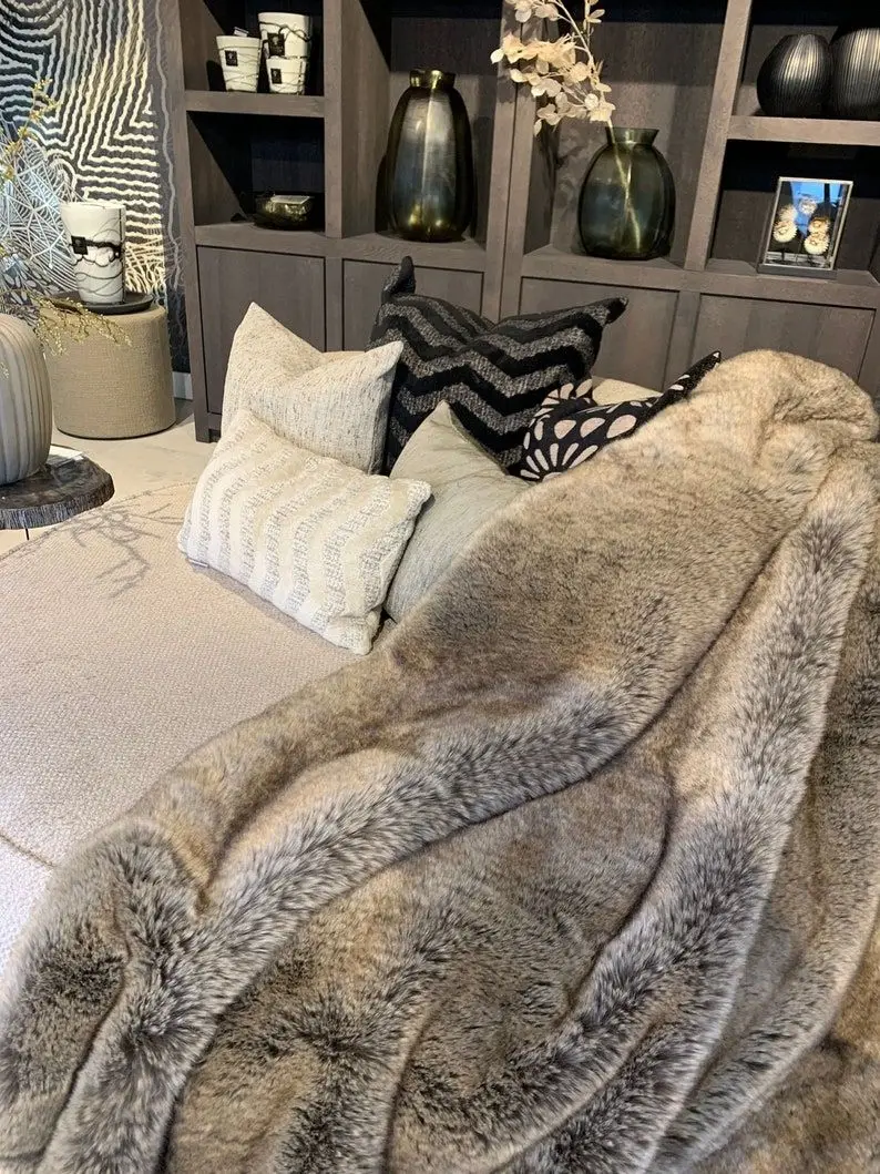 Stabile Soft Stylish Luxury Warm Embossed Tie Dye Ruched Bubbly Rabbit Faux Fur  Throw Blankets for Winter