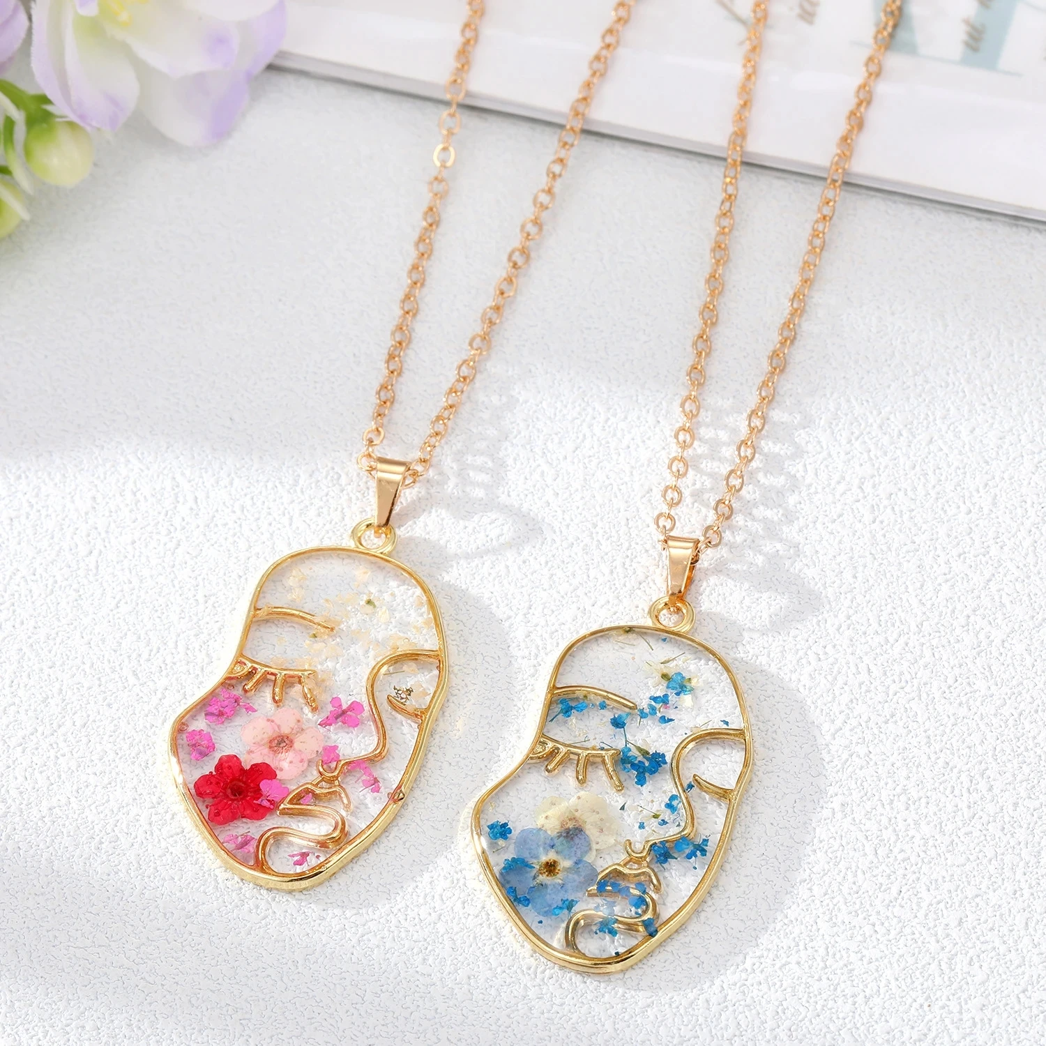 Face Necklace For Women Dried Flowers Pendant Beauty Jewelry Female Charms Vintage Aesthetic Fashion Luxury Charm Necklaces