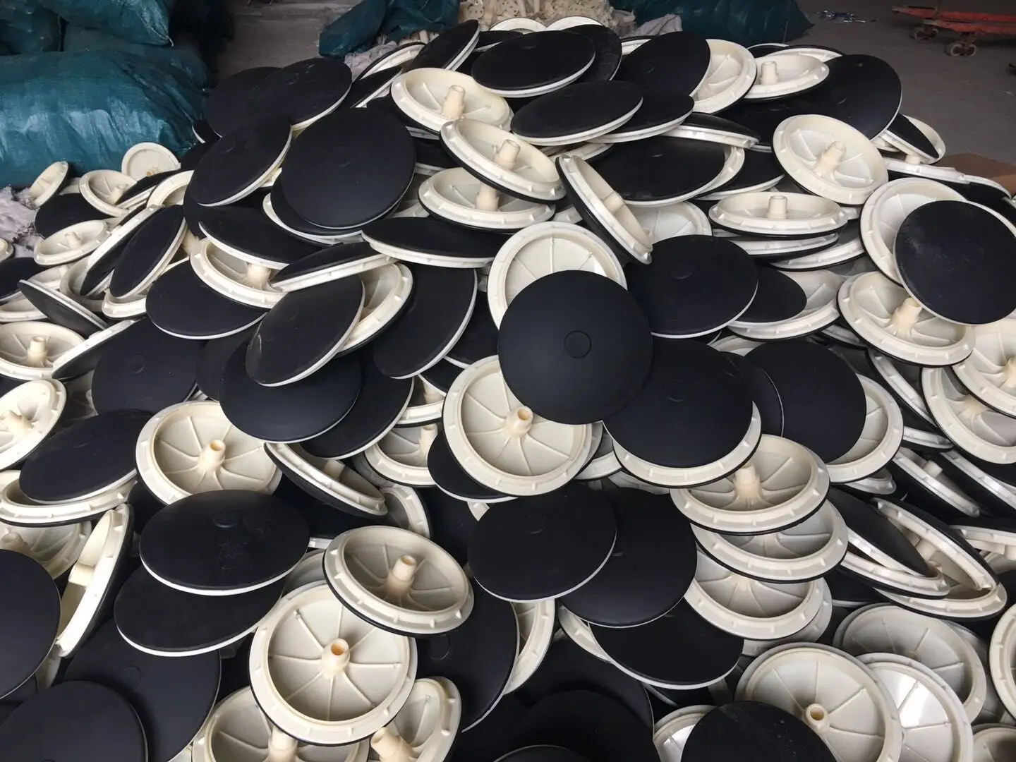 10 Inch Fine Bubble Air Diffuser/Bubble Aeration for Sewage Treatment Plant