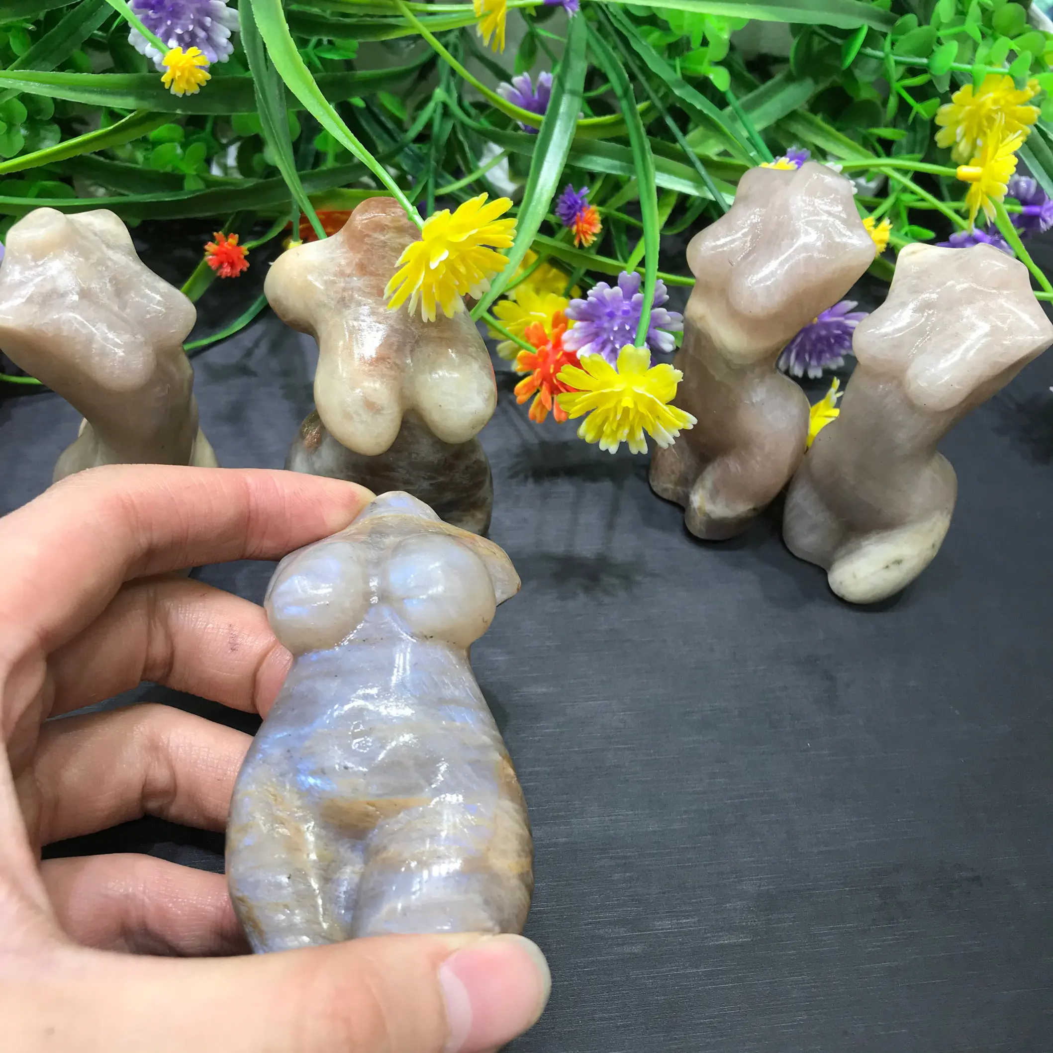 Natural Sunstone Moonstone Crystal Body Model For Home Decoration