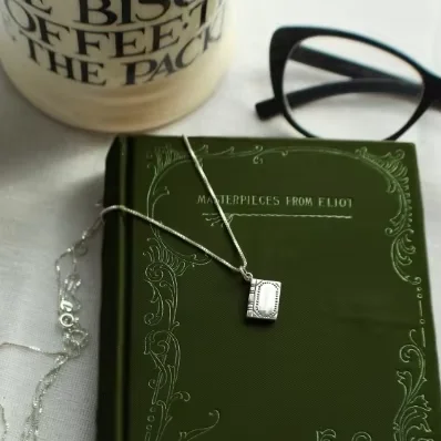Silver Plated Or Gold Plated Book Necklace Librarian Bookworm Jewelry Graduation And Teacher Gift Book Stainless Steel Jewelry