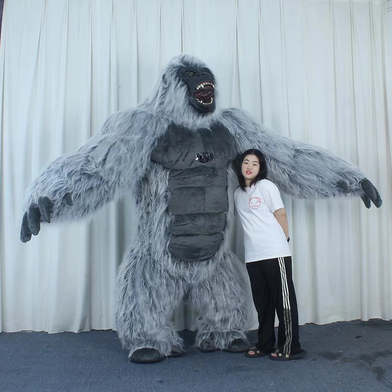 Plush mascot cosplay Inflatable gorilla 2.6m walking mascot costumes cosplay mascotte theme fancy dress carnival giant gorilla