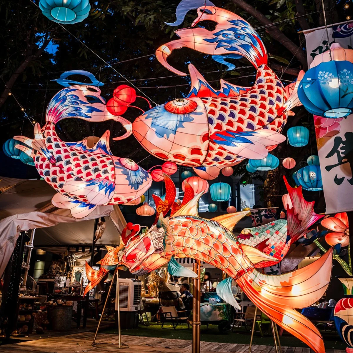 Traditional Silk Lanterns Halloween Animal Motif Waterproof Festive Decorative Light for Park and Garden Halloween Crafts