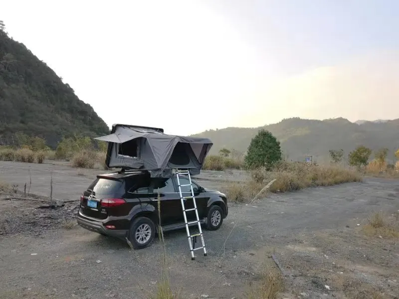 2022 New 4x4 Outdoor Camping Auto Car Fiberglass Hard Shell Roof Top Tents