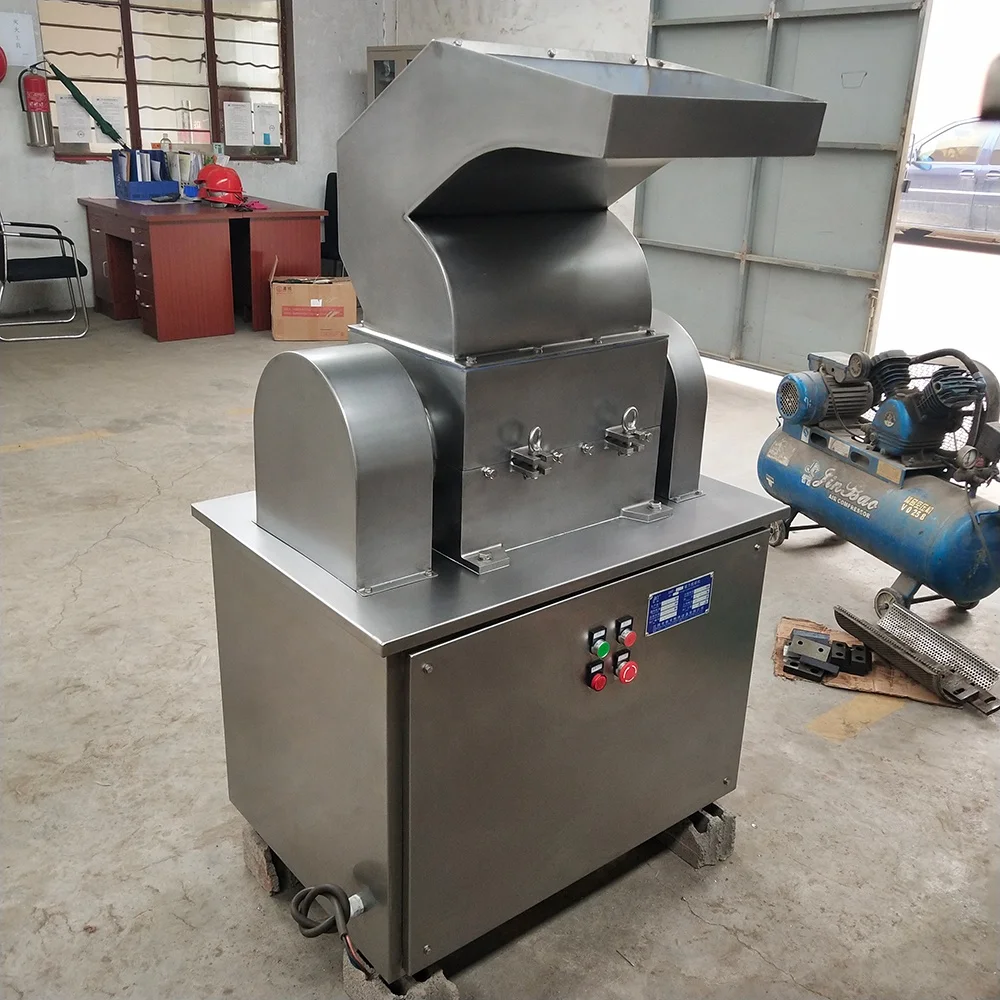 cassava roots herb leaves Chinese medicine coarse rough crusher grinder crushing grinding machine
