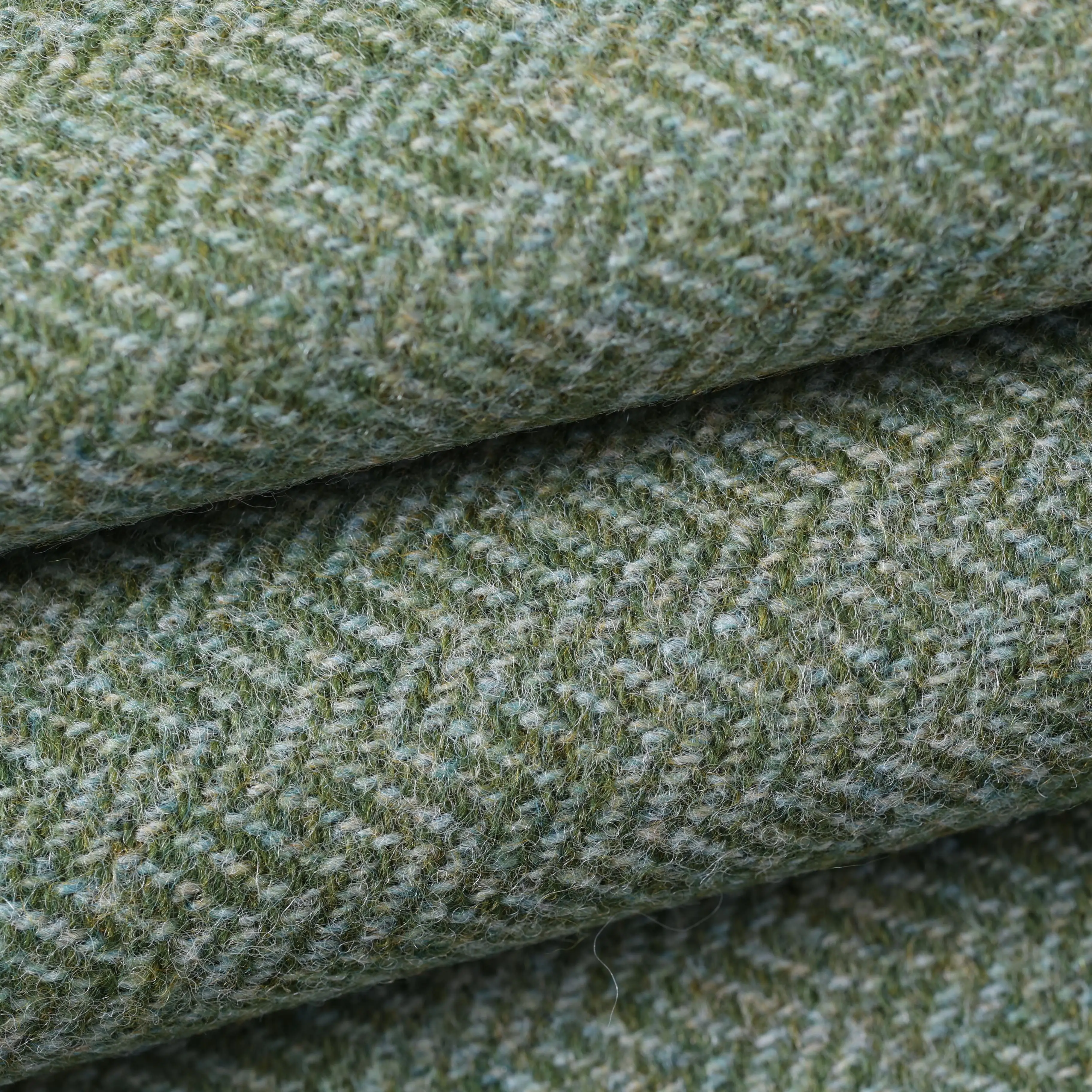 High Quality Medium Weight 100% Wool Fabric Worsted Wool  Fabric In-Stock