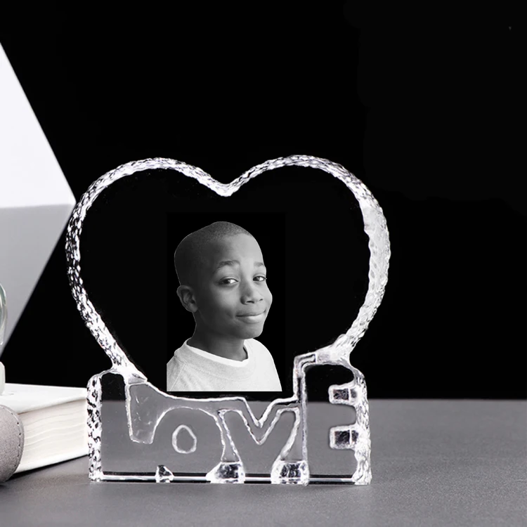 High quality custom 3D laser engraving baby hand and foot heart shape crystal glass photo frame