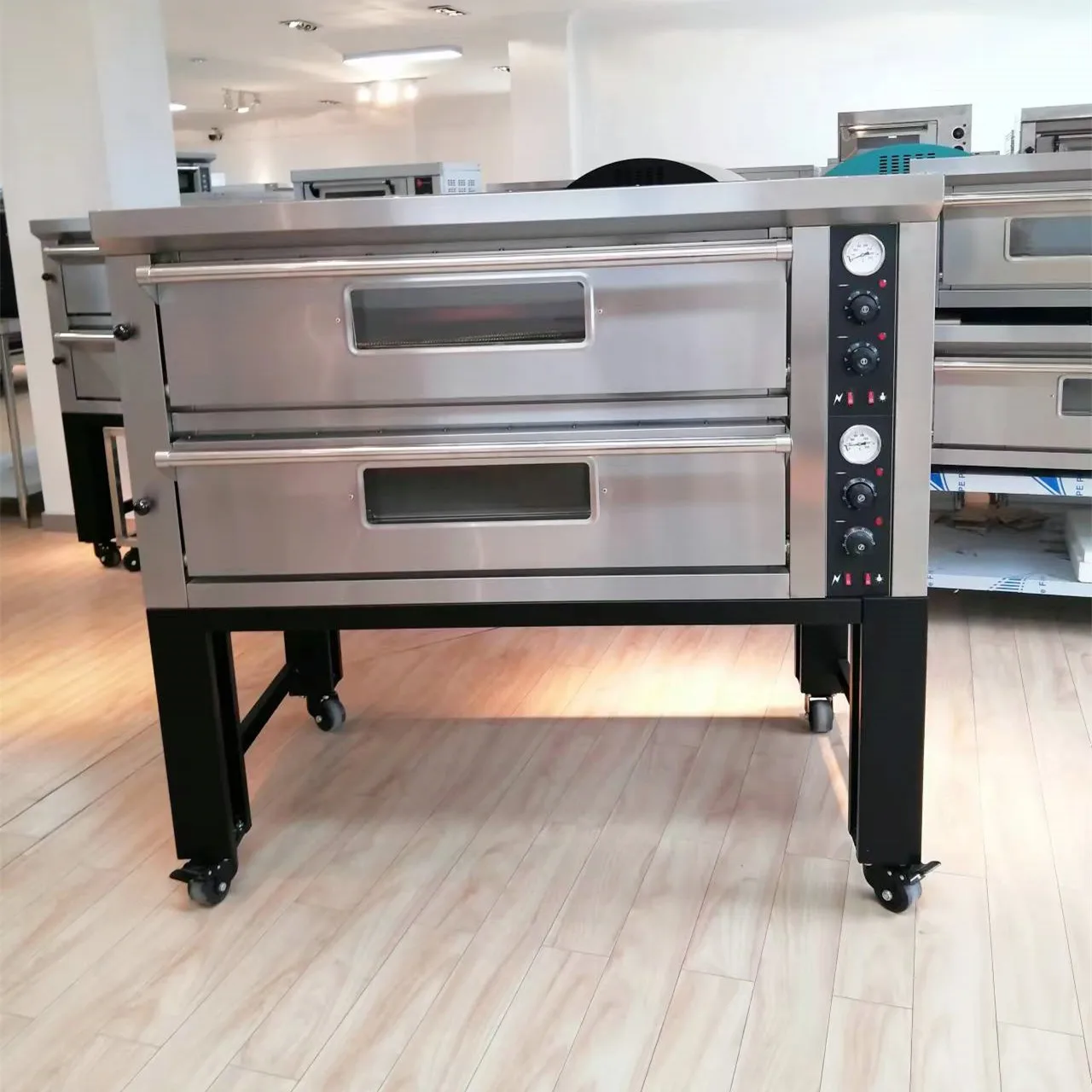 Kitchen Equipment 2 deck commercial pizza 12 inch 16 inch professional gas pizza oven