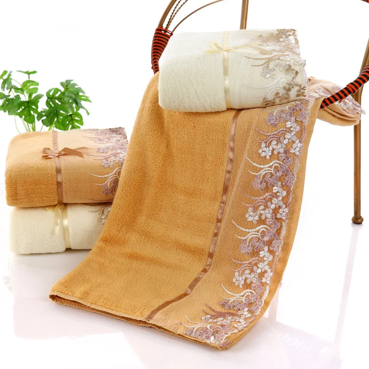 China Factory Wholesale 100% Cotton Luxury Jacquard Embroidery Border Bath Towel With Lace for