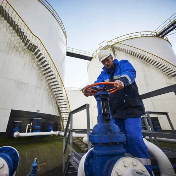 Factory Wholesale Fabric 65% Polyester 35% Cotton Blend Twill 3X1 for Oil Gas Chemical and Petrochemical Workwear Uniform Fabric