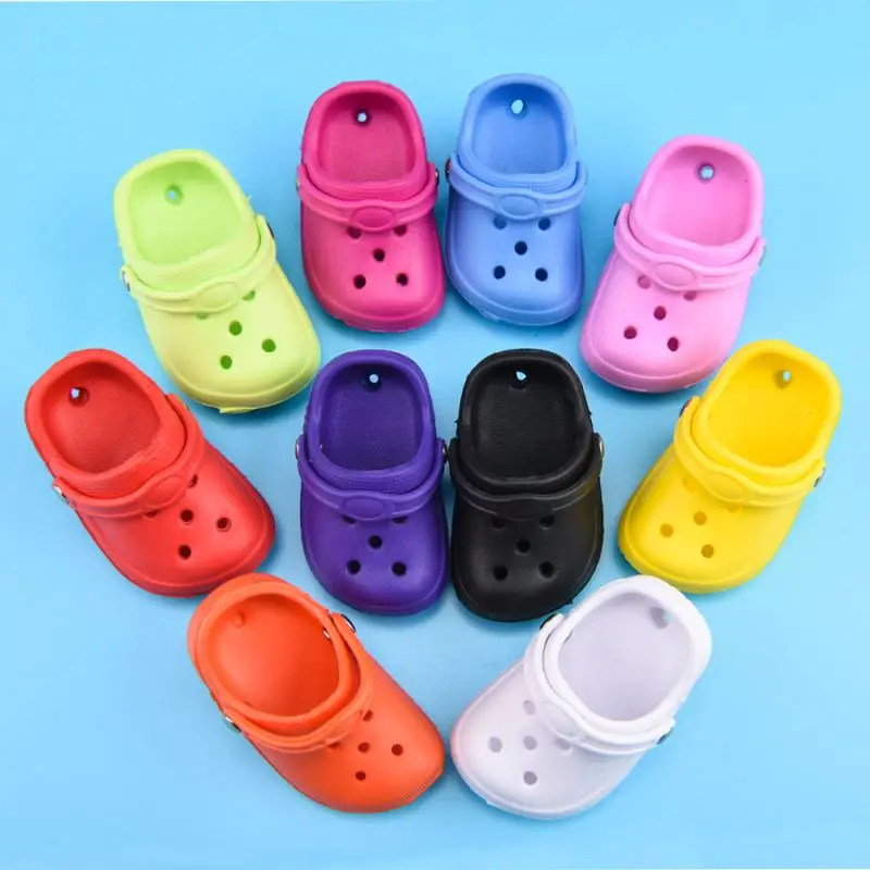 Cute Mini clog Shoe Keychain wholesale Summer Colorful  Shoes Creative 3D Beach Small Hole Shoes Keychain