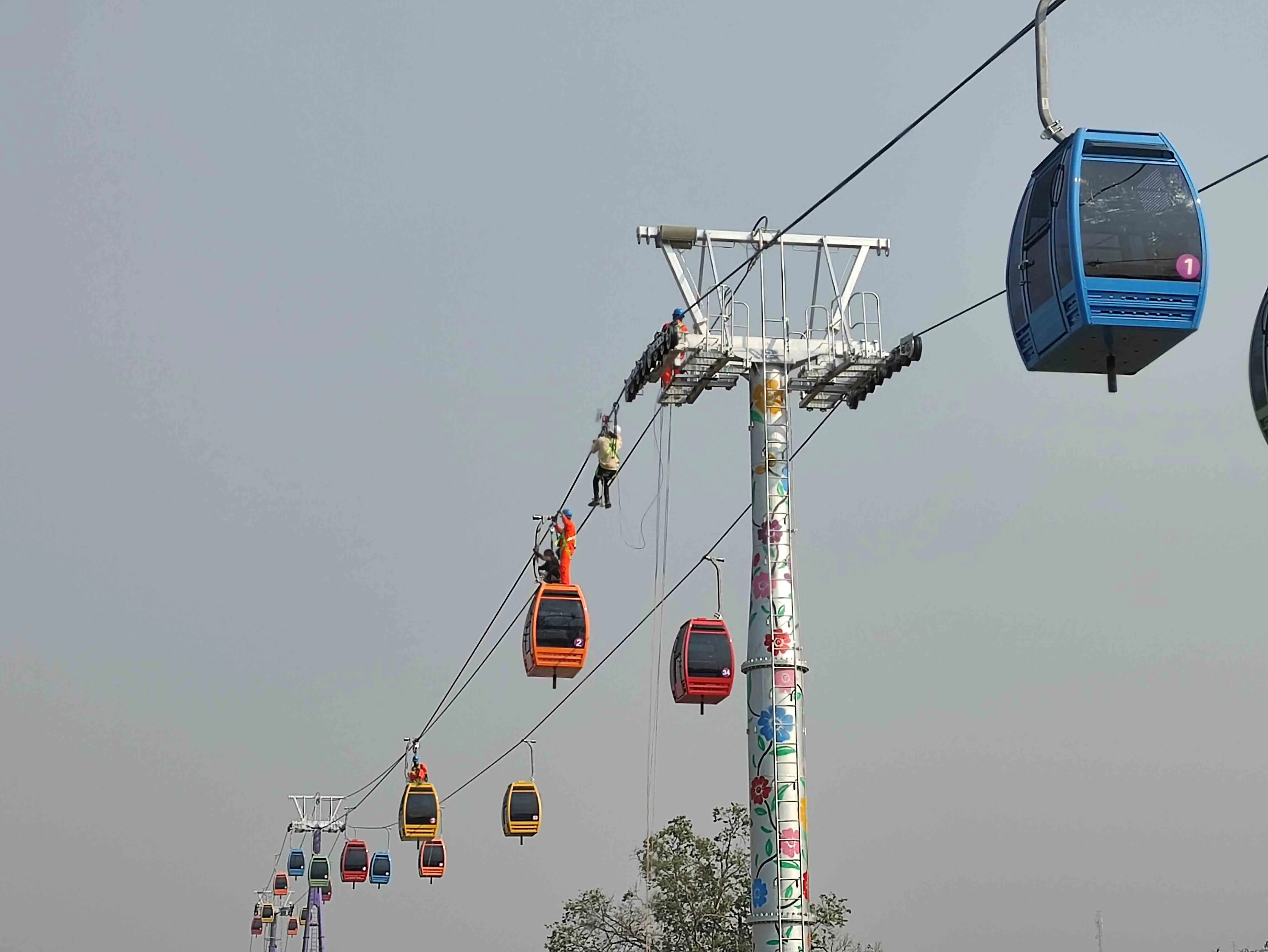 Drum type ground cable car ropeway  automation passenger ground cable car steel track