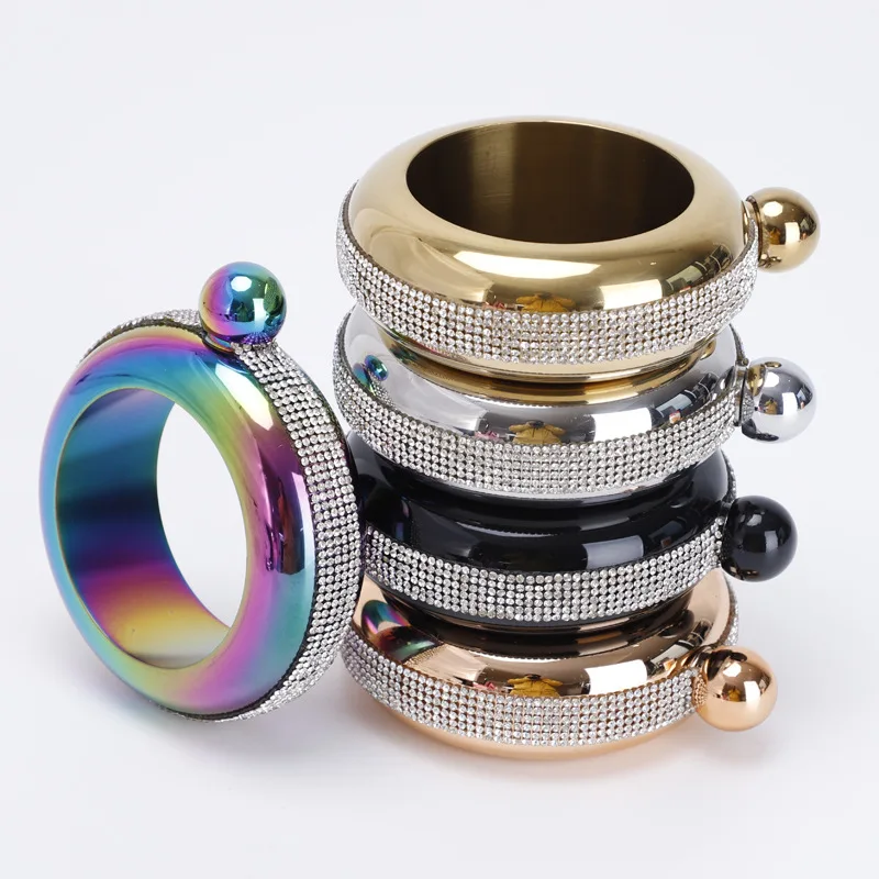 Portable 3.5oz Bracelet Flask Stainless Steel Round Hip Flask Alcohol Whiskey Wrist Flask for Lady