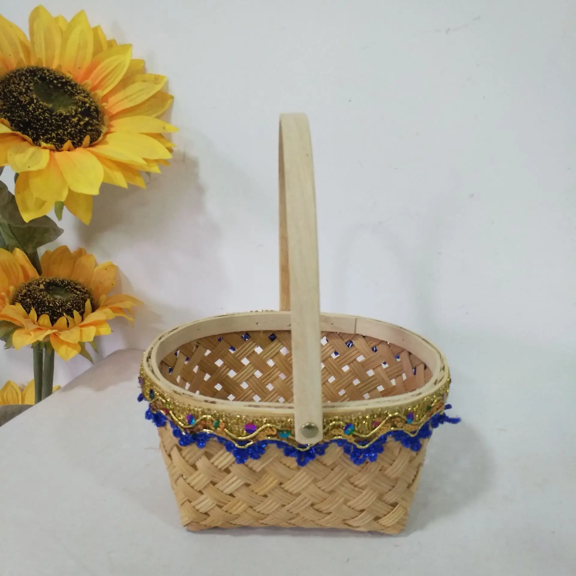 Low Cost High Quality Home Decor Wedding Gift Wood Basket For Customize