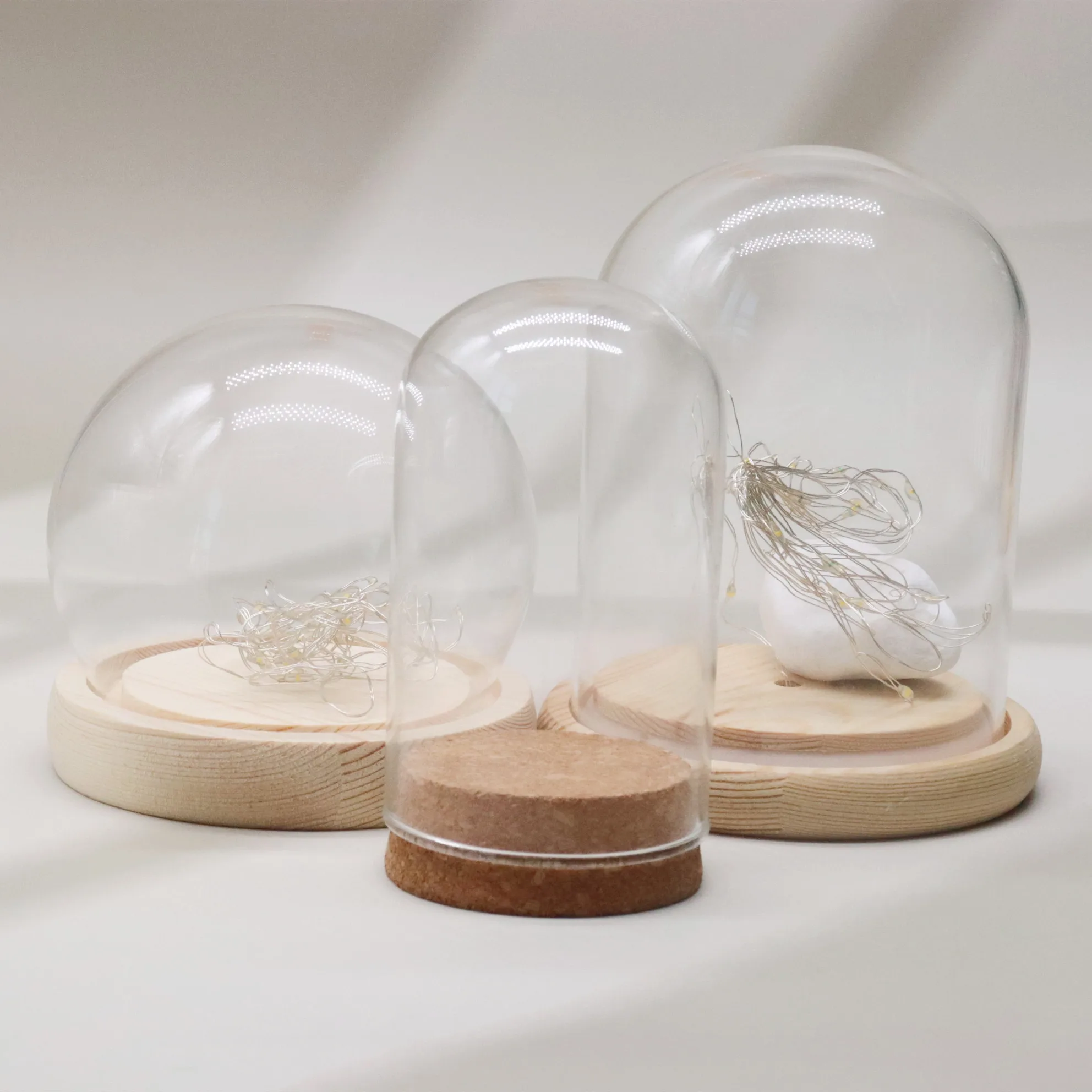 Factory wholesale high quality round dustproof transparent glass cover for home decoration immortal flower glass cover