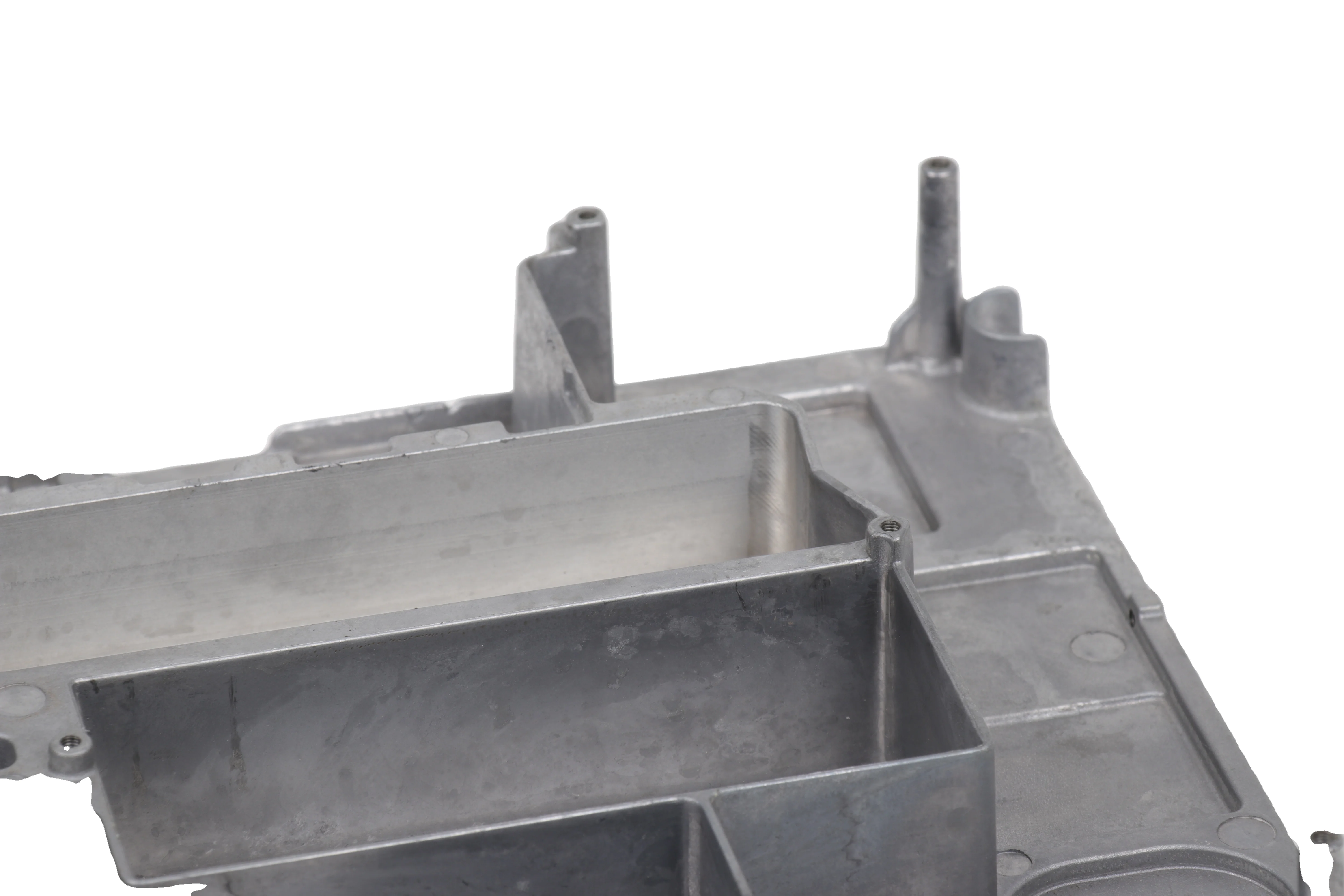 China Direct Die Casting Factory High Precision Aluminum Die Cast Automobile Engine Cover