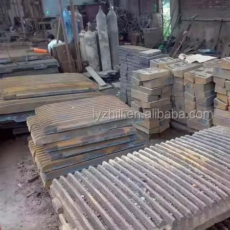 Manganese Steel Swing Fixed Jaw Crushing Liner Plates Accessories Casting Jaw Crusher Spare Parts For Sale