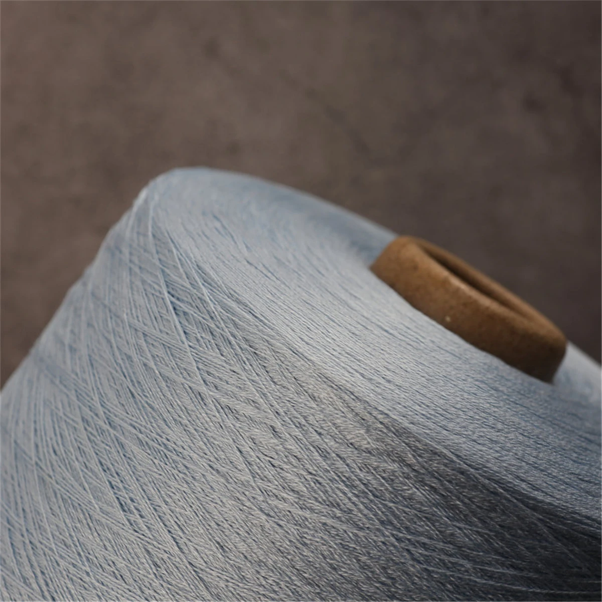Xinglin Hot Sale Tencel Lyocell yarn 30S/2 100% Lyocell  Yarn for knitting machine cool yarn for summer and spring