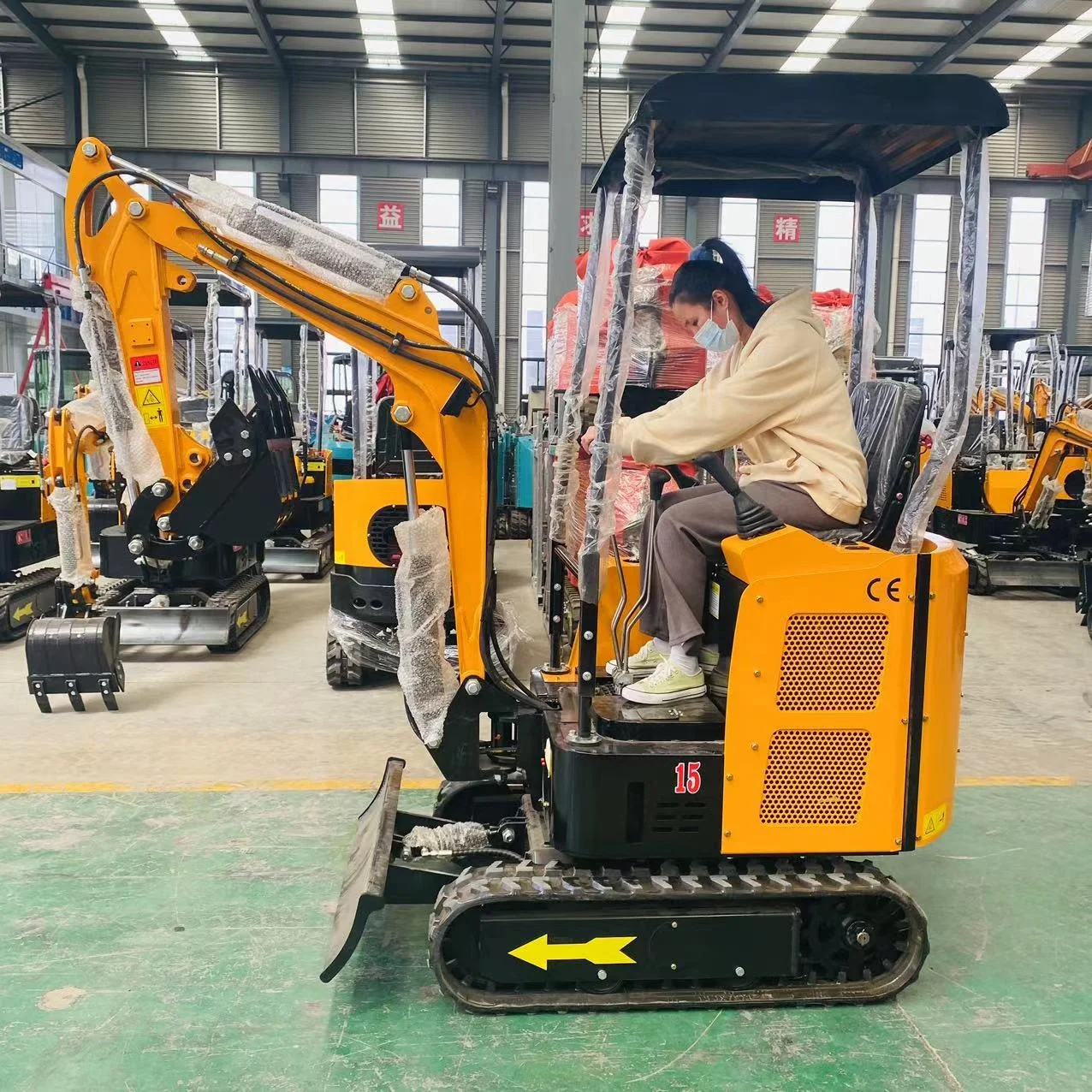 HIGHTOP Earth-moving Machine  1T 1.5T 2T 3T 4T Mini Crawler Excavator 1500KG HT15  Small Digger Micro Bagger