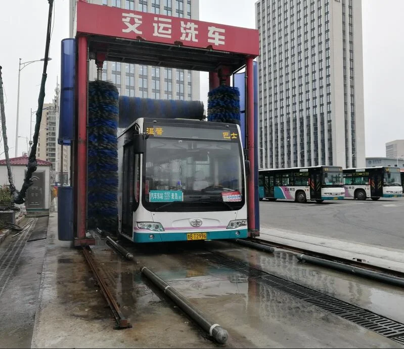 Risense automatic high pressure truck washing equipments or mobile car wash truck price