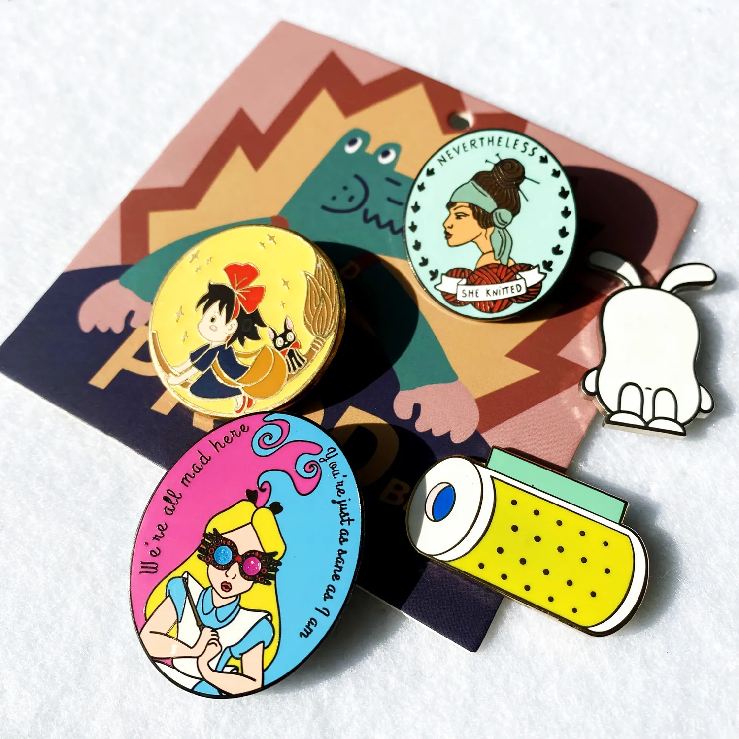 Hot Selling Enamel Pin  Custom Badges No Minimum Metal Logo Enamel Glitter Pin Custom 1.5 Inch Lapel Pins For Souvenir