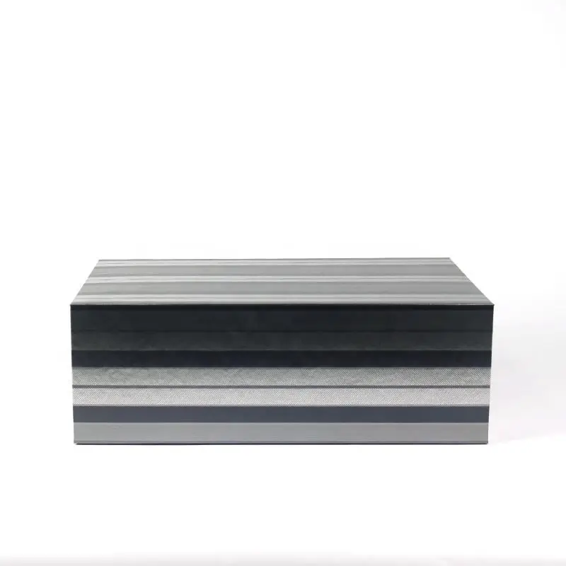 Large High-end Low MOQ Custom Logo Sliver Cardboard Printing Paper Gift Boxes Packaging
