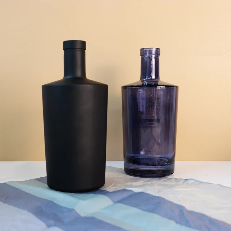 50cl 75cl Matte white  Round Glass Liquor Alcohol Bottle Gin Whisky Vodka Tequila olive oil Baijiu Glass Bottle With Cork Lid