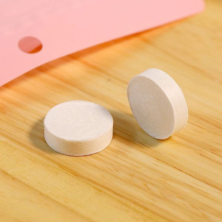 
Hot sale travel mascarilla comprimida 40 pieces portable non-woven mask candy pack compressed mask tablets 