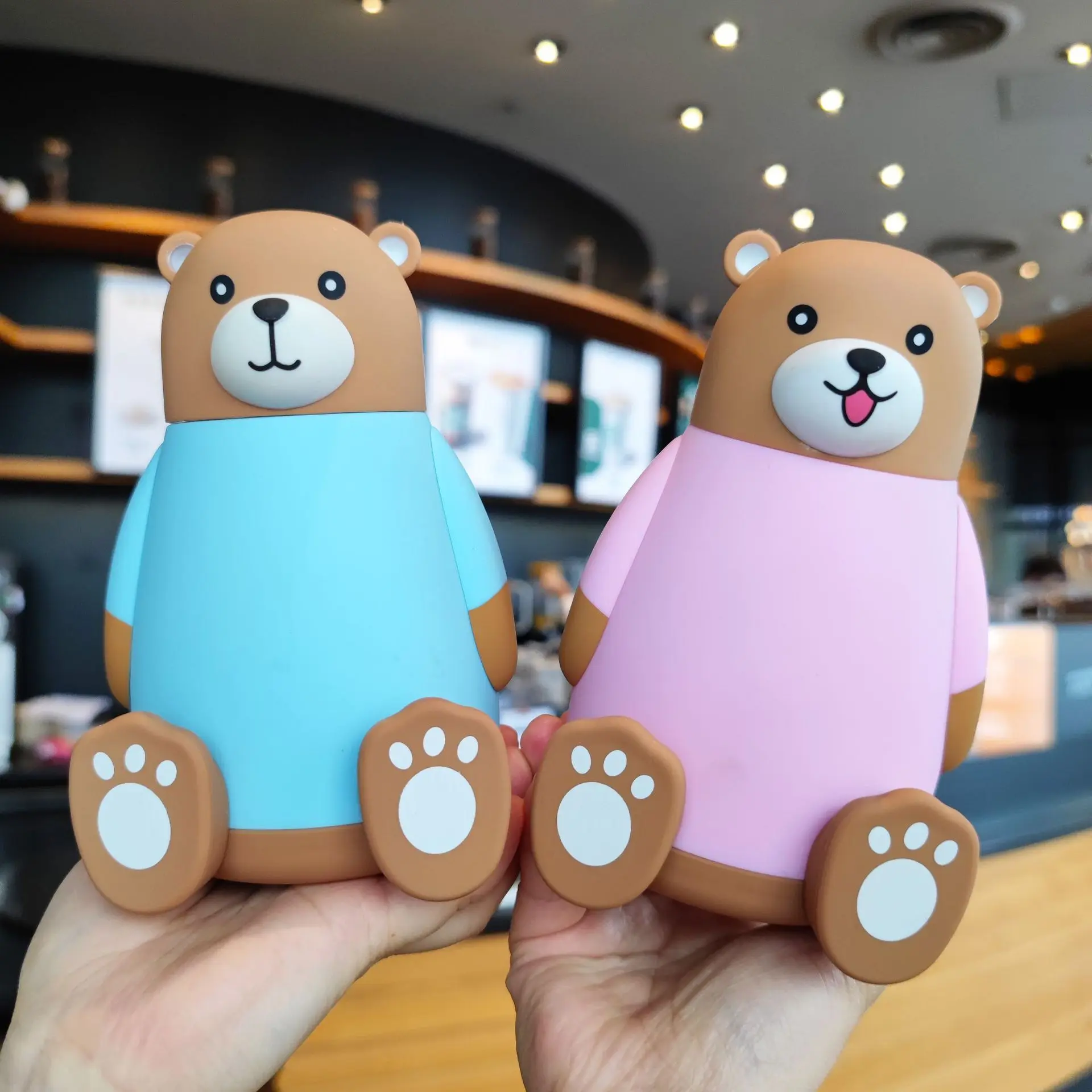 Hot sale 320ml cute glass 3D bear heat resistant colored glass water bottle