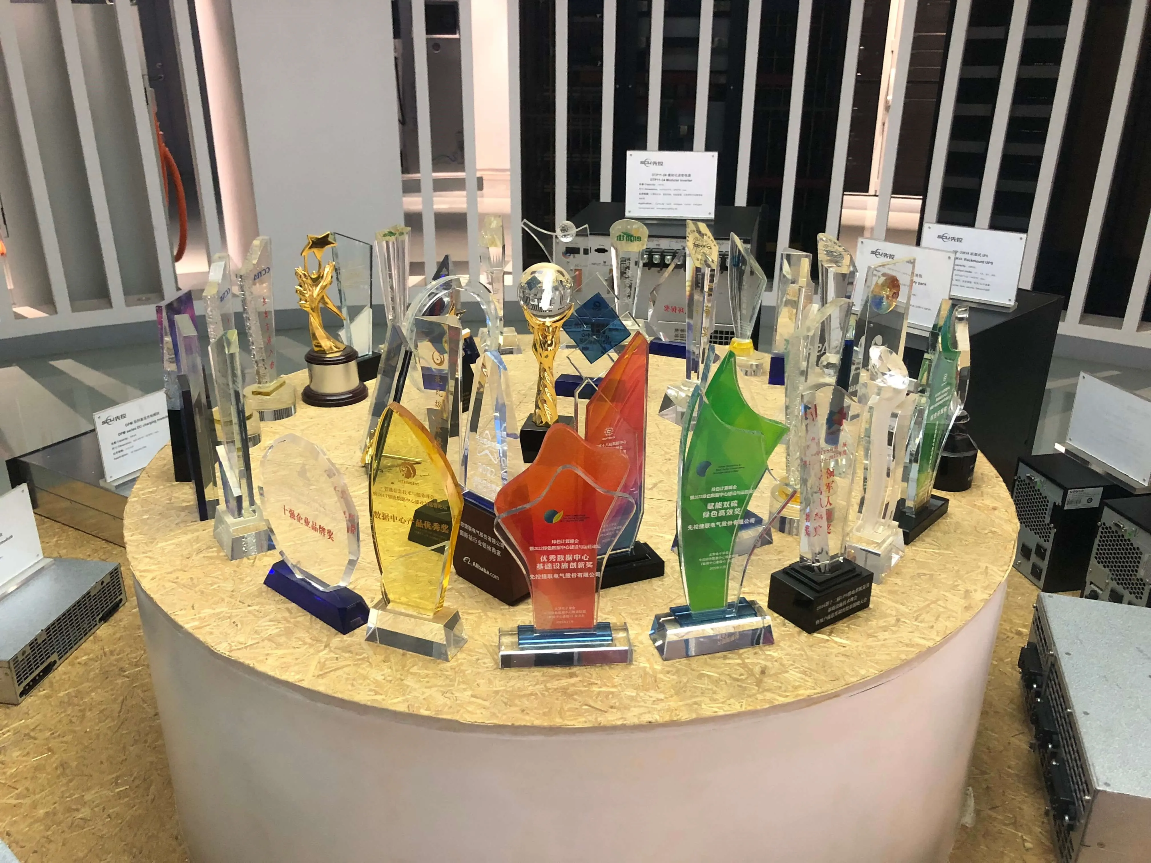 SCU CE certified 60kw to 360kw quick DC ev charger