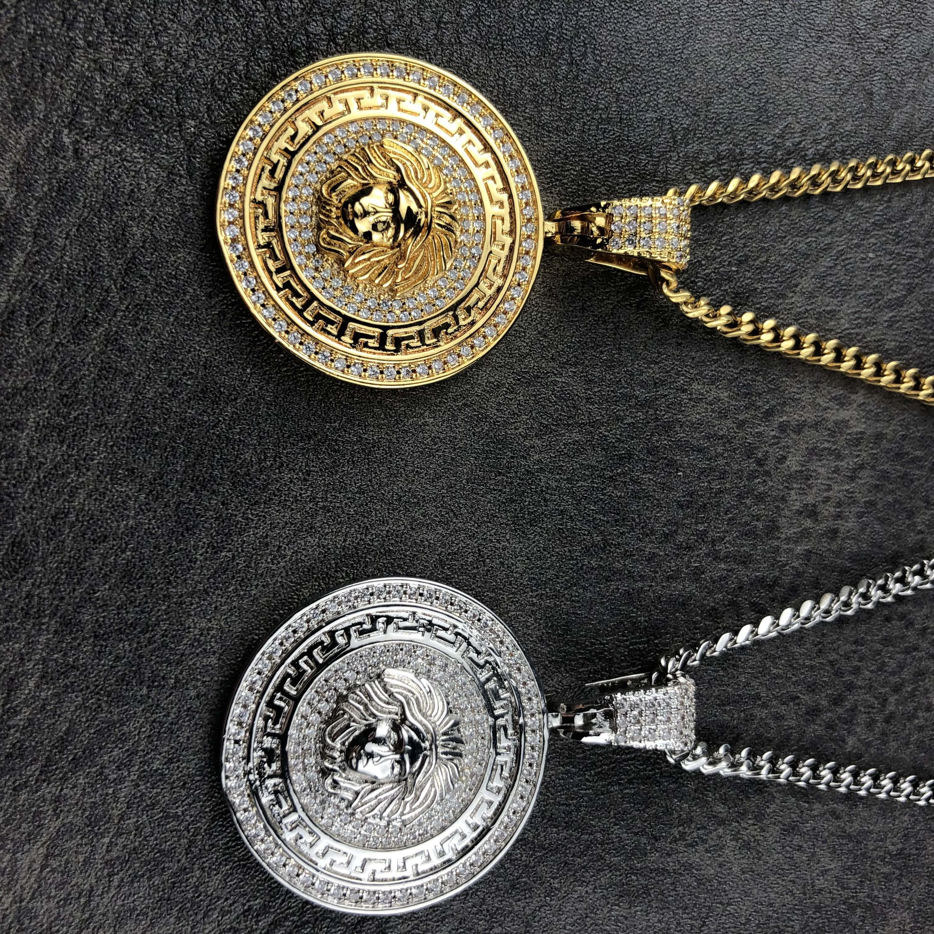 Round lions head pendant