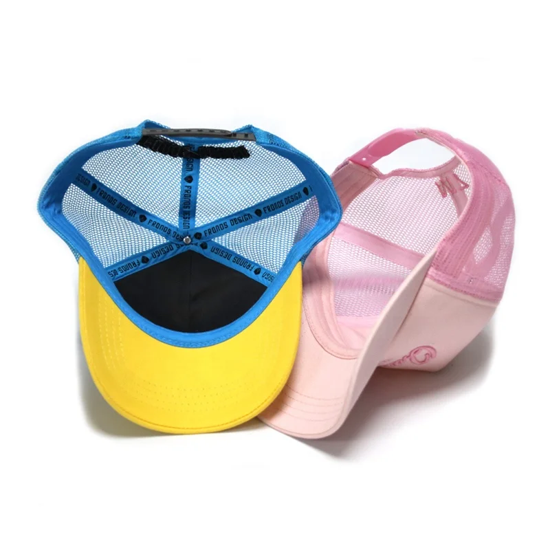 Very Fashion and Popular Dubai Style Mesh Trucker Hat Custom Logo Embroidery 5 Panel Cap