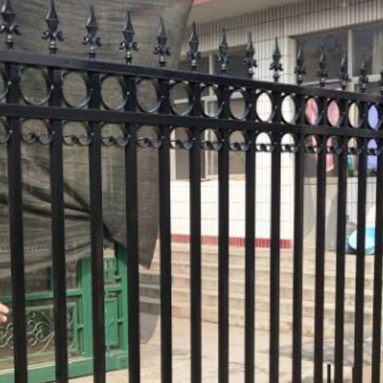 China Supplier Wrought Iron Steel Decorative Metal Fence Panels