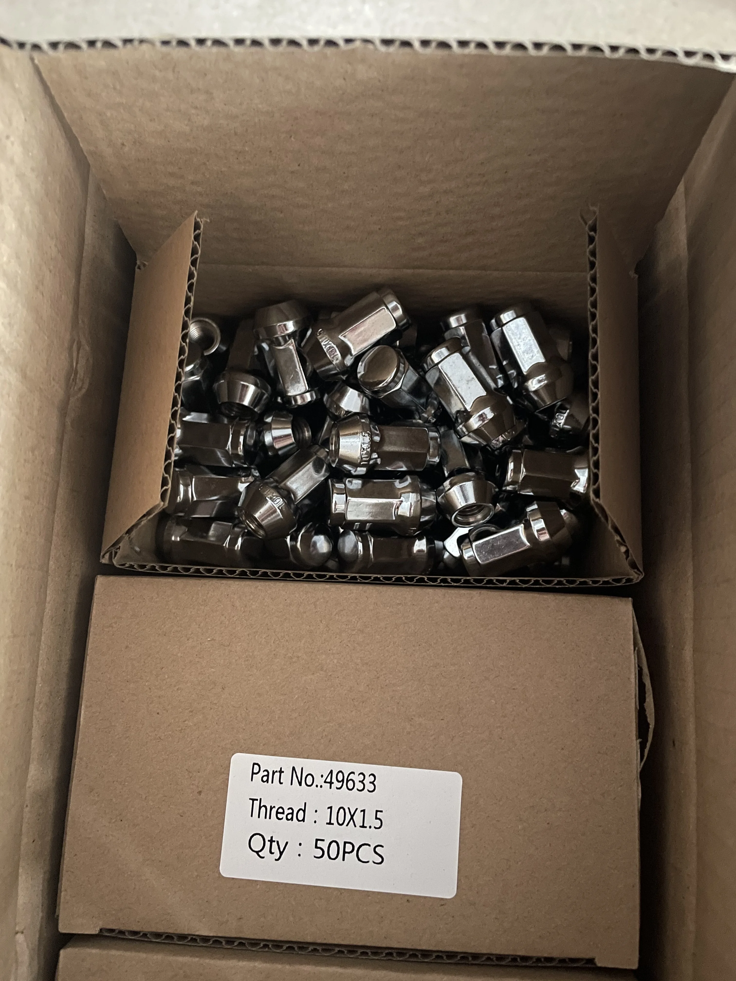 7 Hex lug nuts