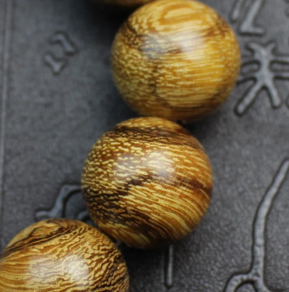 
Vietnam Huang Qi Nanmu Hand String Old Material Buddha Beads Lovers Bracelet Play Yellow Flowers Rosary Jewelry Wholesale 