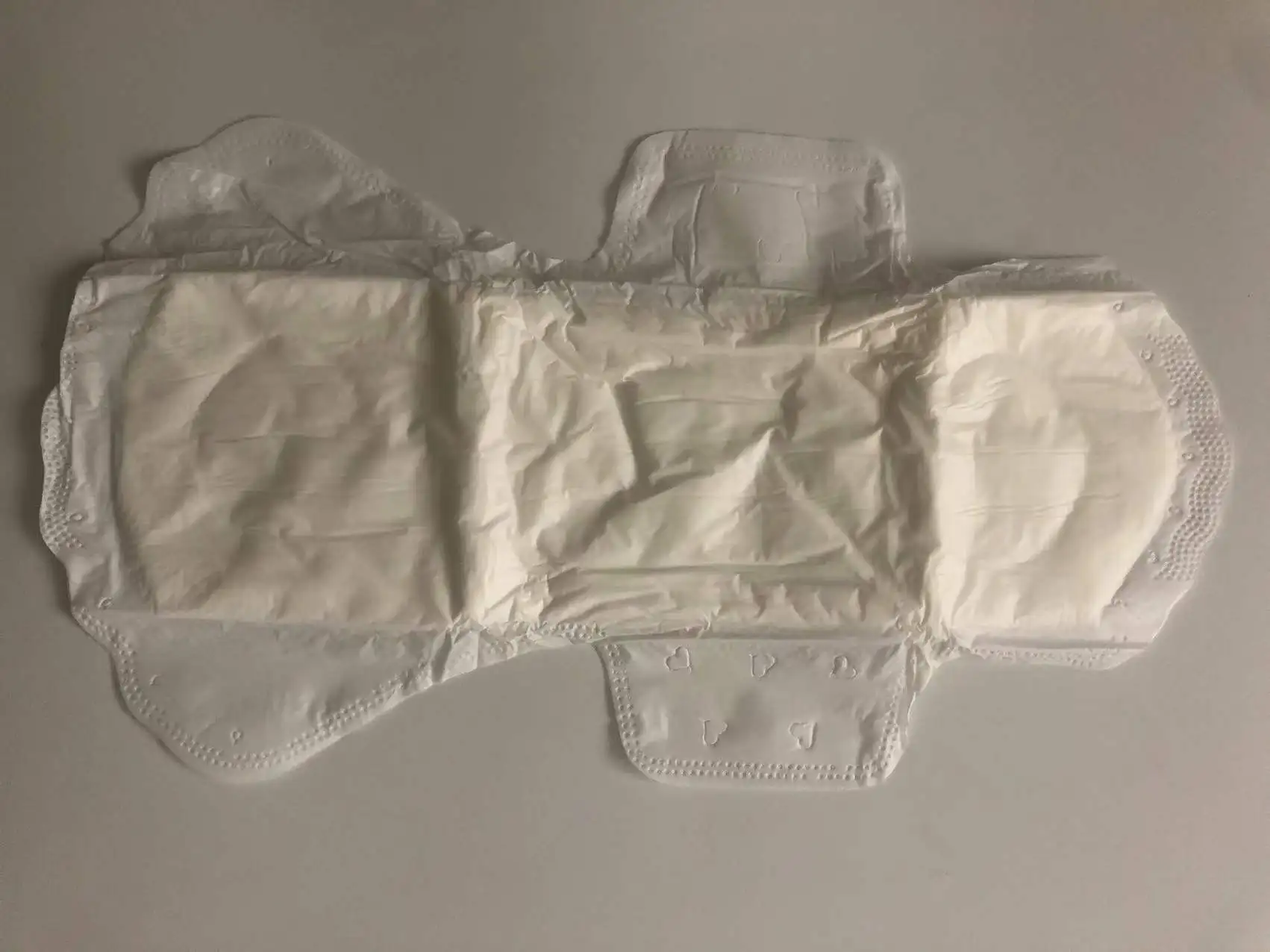 Day Use  Sanitary Napkins Naturally Ladies Pads Physiological Periods Towel Supplier Soft Custom Top OEM