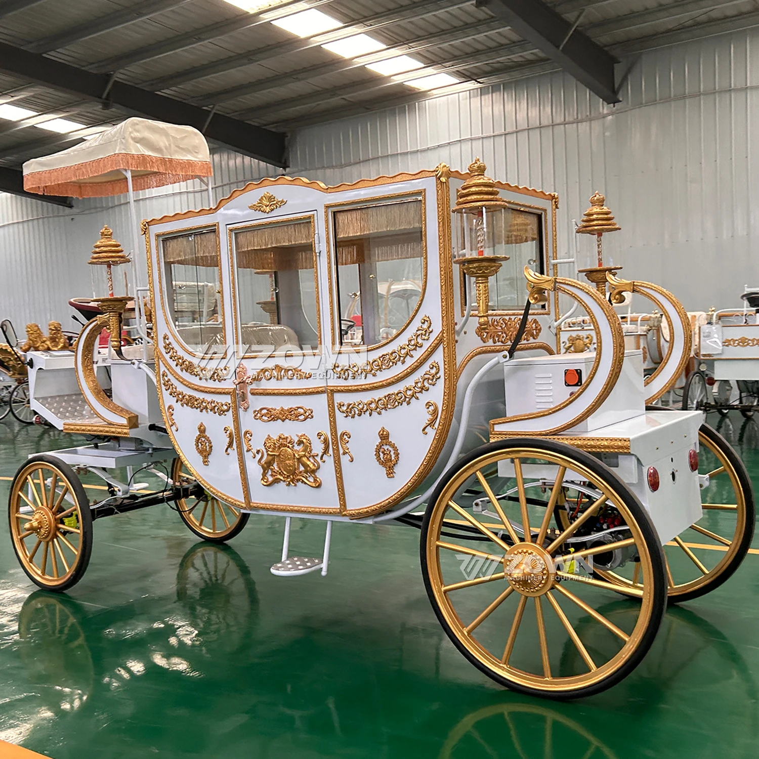 Newest Customized Style Special Transportation Horseless Carriage Electric Royal Horse Carriage for Sale