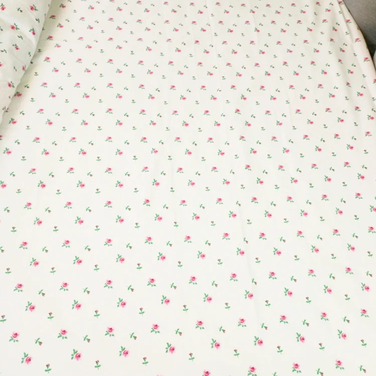 Наволочка из полиэстера маленький мягкий и милый цветочный принт можно заказать индивидуальный стиль простыня набор четырех предметов для общежития