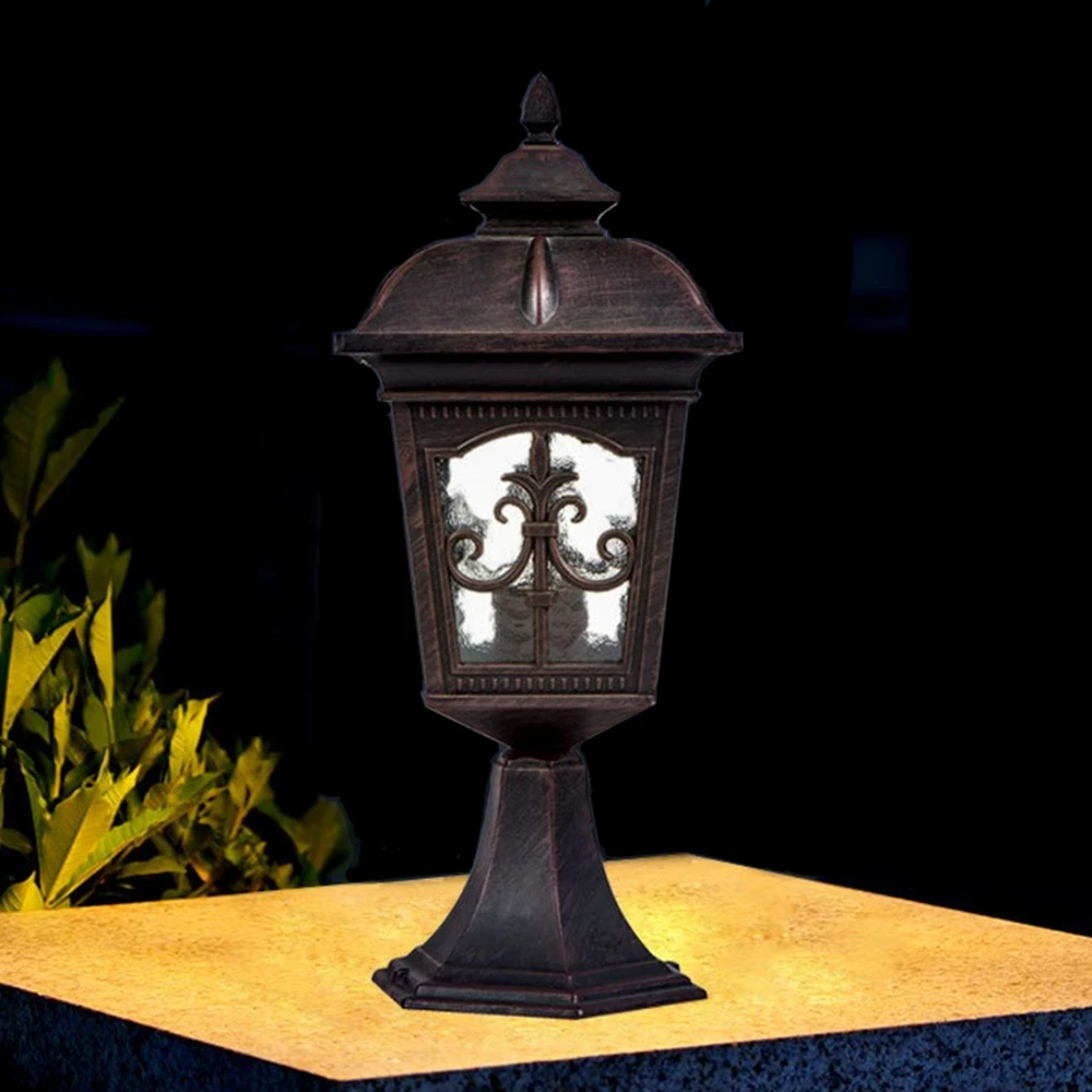 China factory Aluminum Waterproof Outdoor European classic Yard Fence lamp retro Led Post Cap Main Gate garden Pillar Light