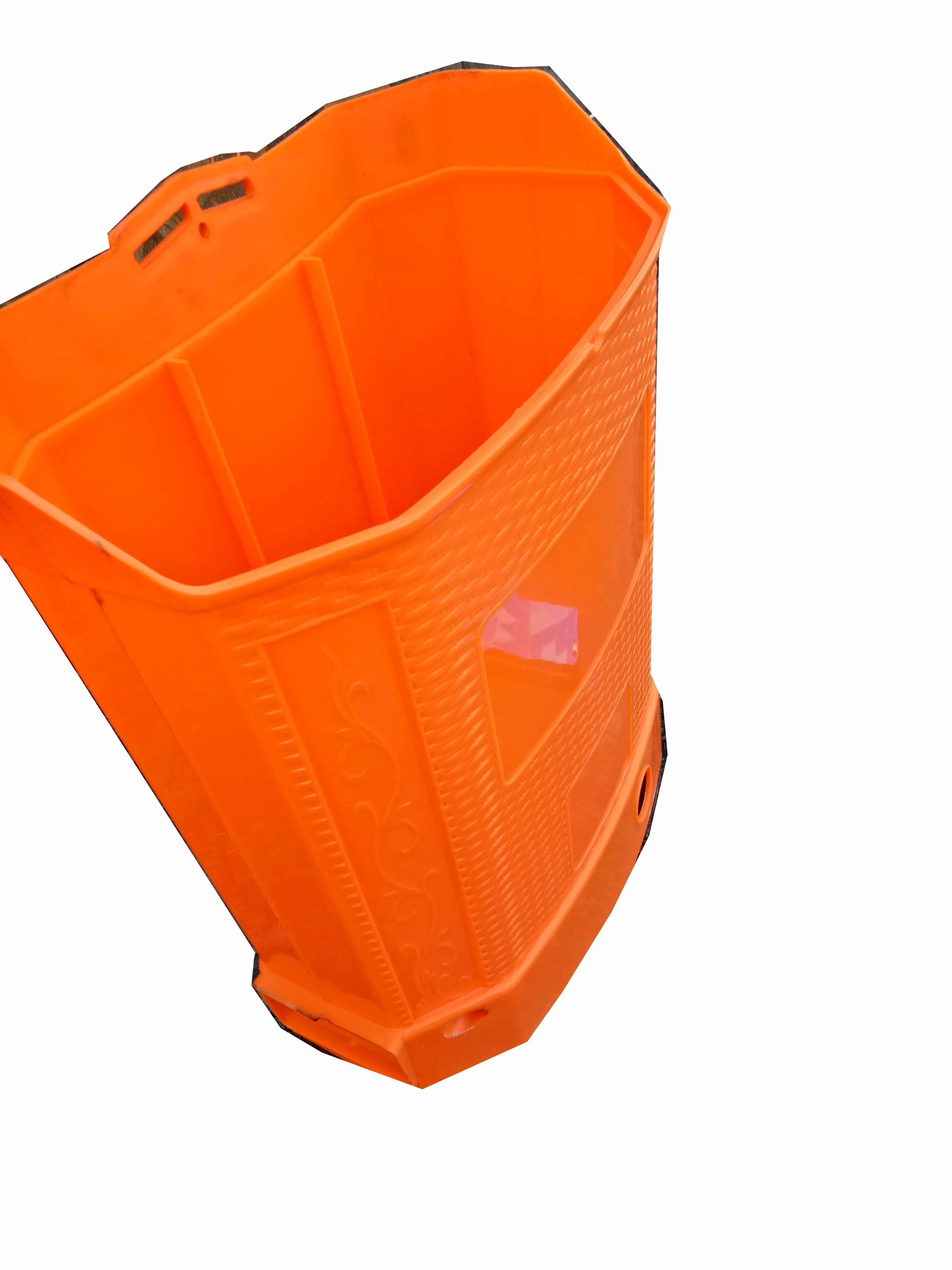 16L agricultural electric diaphragm pump knapsack battery sprayer for pest and weed