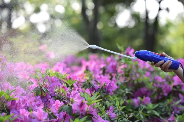 Multi-Purpose Foldable Sprayer Easily Attaching to Most Gallon Jugs for Gardening Lawn and Disinfecting