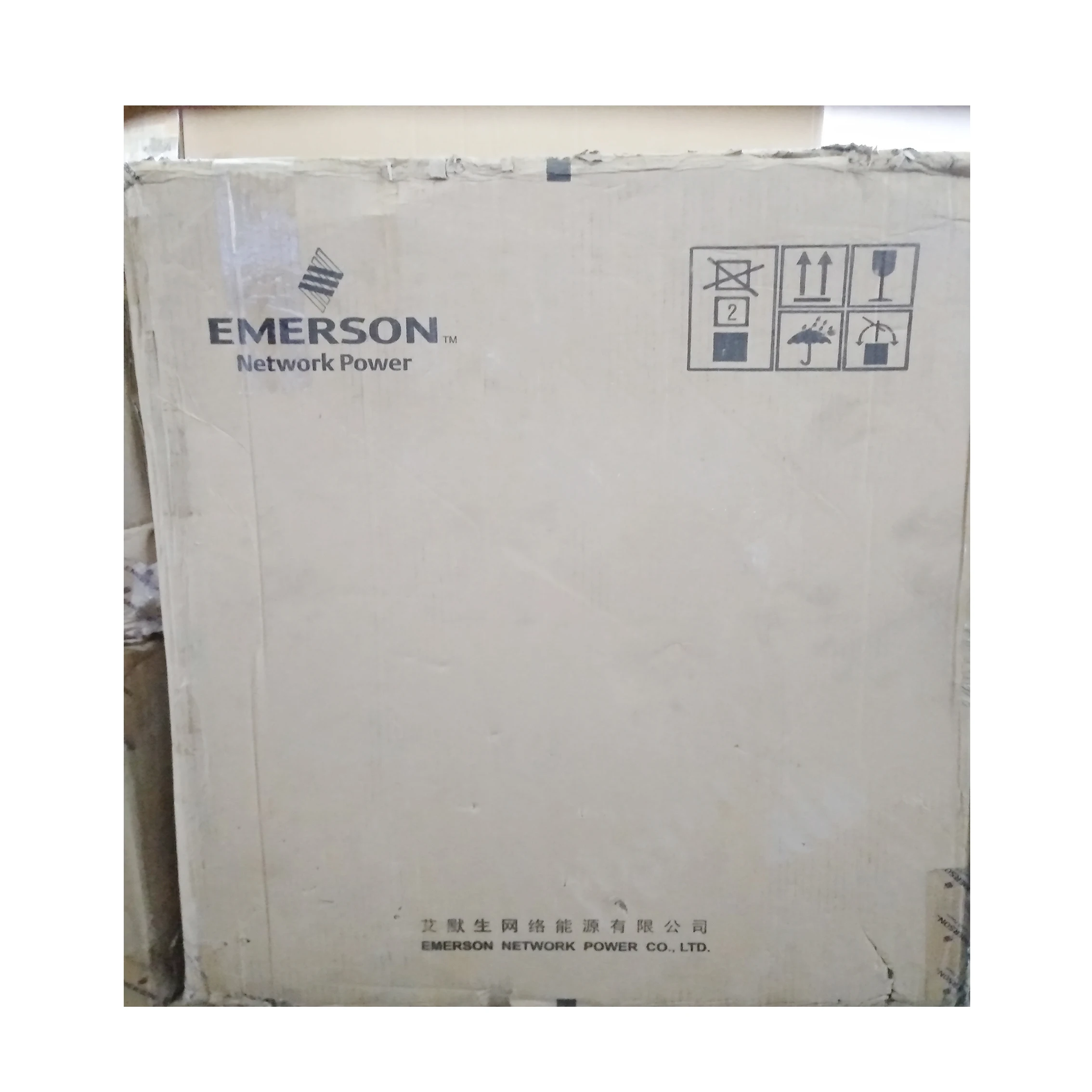 Эффективный 48V выпрямительный модуль Emerson R48-1800 R48-1800A высокое импульсный источник питания светодиодного табло шкаф