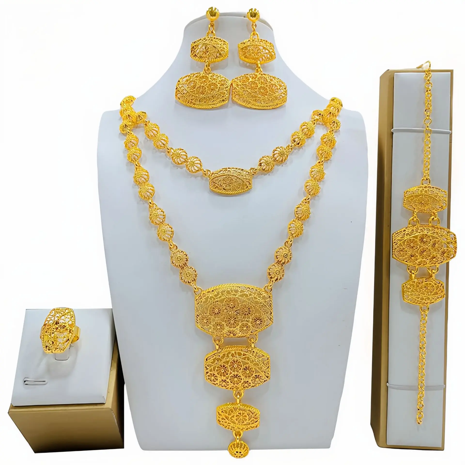 Fashion Permanent Jewelry Chains Saudi Arabia Gold Plated 4 Pieces Sets Dubai Bridal Wedding Ring Bracelet Necklace Earrings