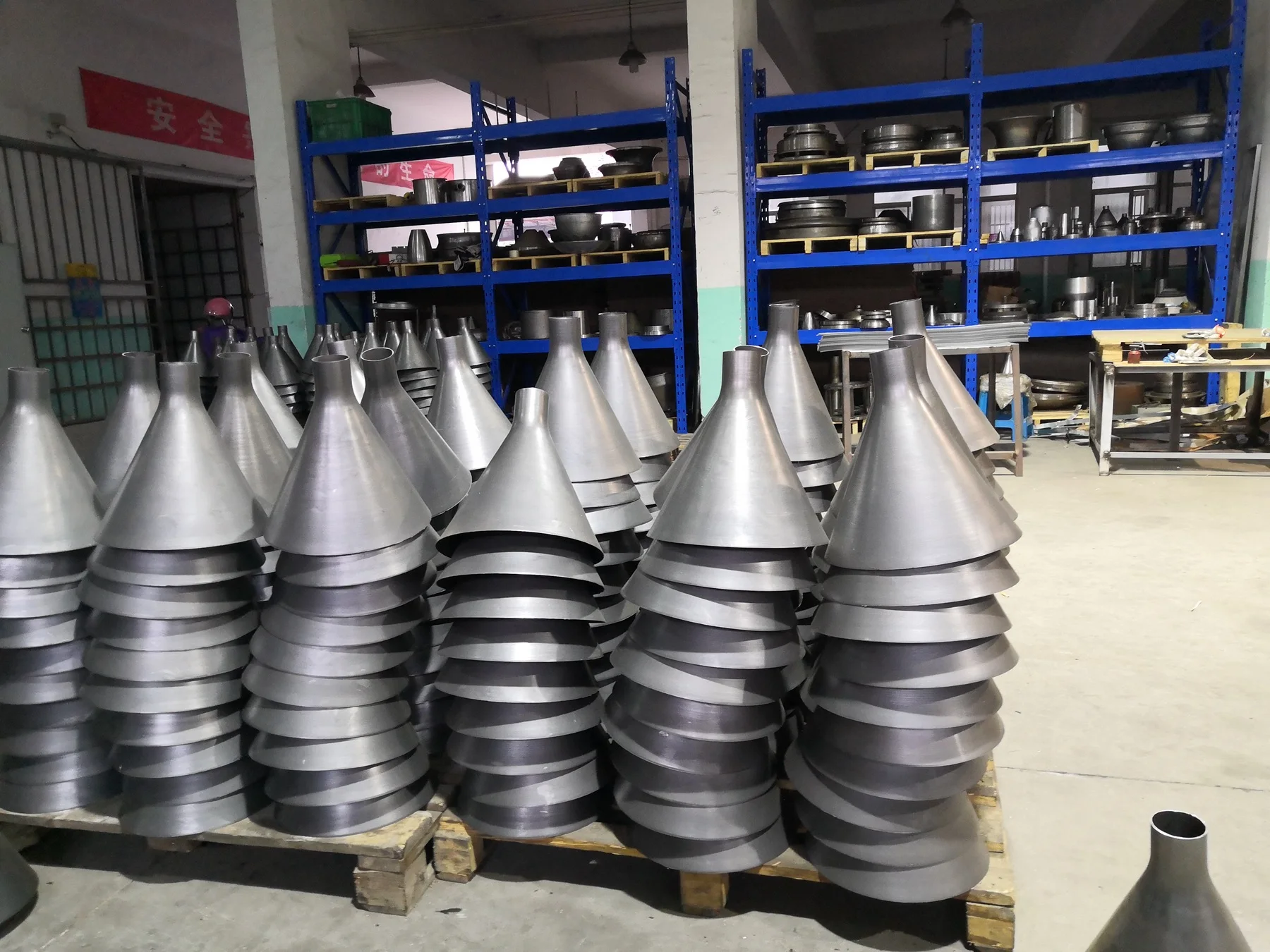 CNC Metal Spinning Machine