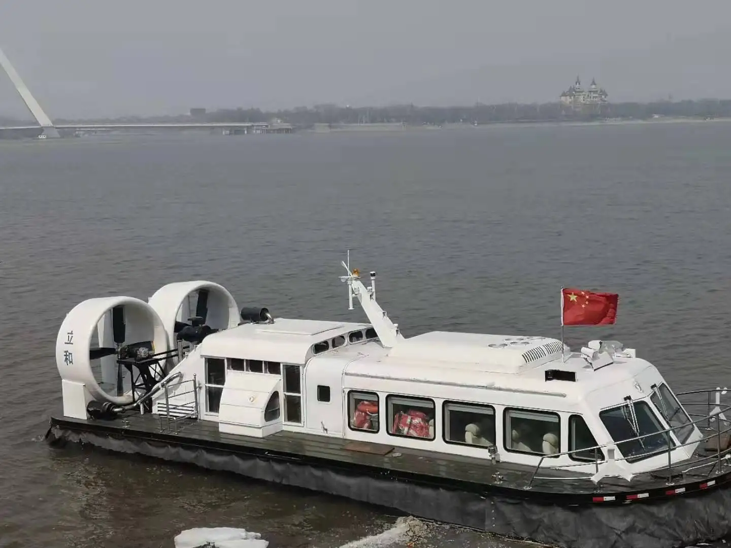 
amphibious Inland river boat 153KW*3 motors 20 passengers Hovercraft 