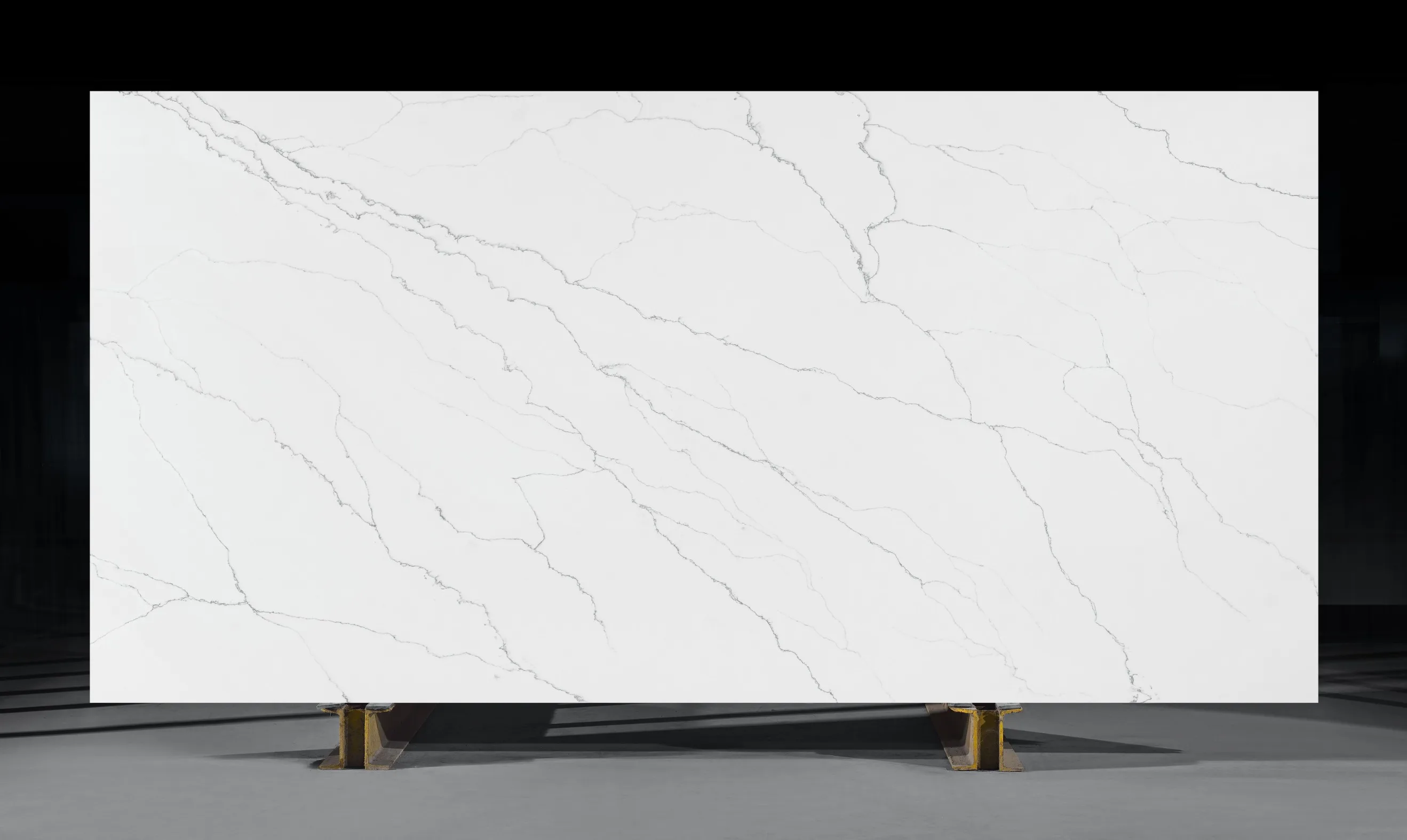 EC6056 Alphine Grey.jpg