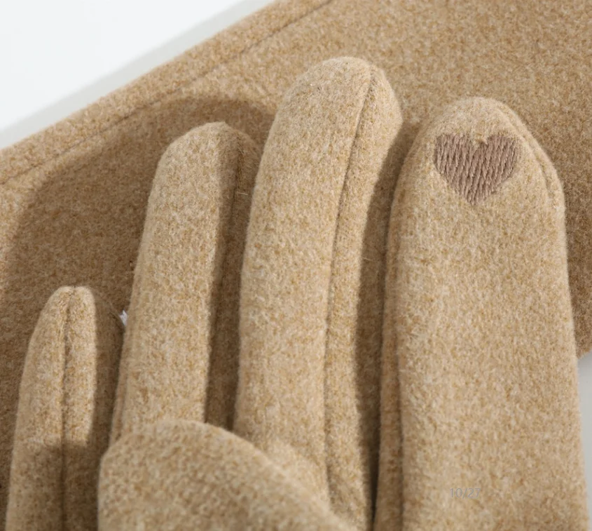 Customized Logo Gloves Winter Fleece Women Touchscreen Gloves Embroidery Cat Gloves