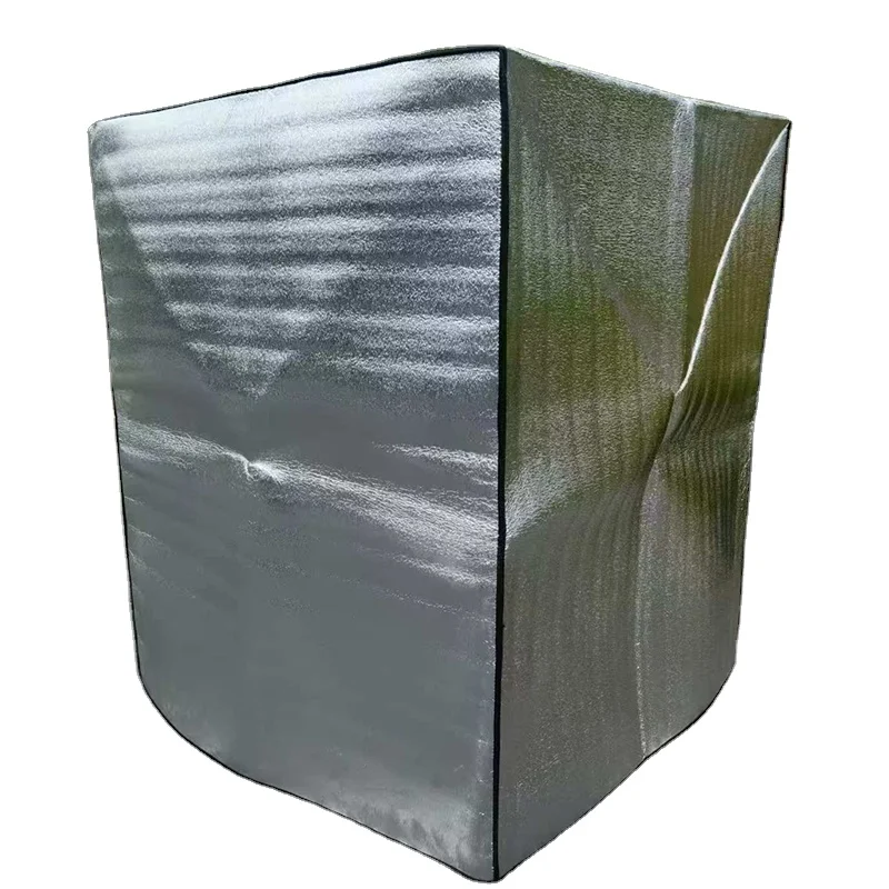 Reusable thermal insulated pallet cover blanket